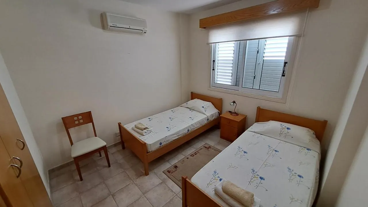 Apartment Ferienwohnung Yialos Cozy Beach House Larnaka